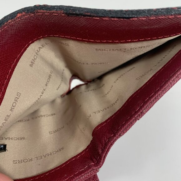 Michael Kors Mercer Carryall Card Case Burgundy Logo Compact Bifold Wallet FLAW - Picture 7 of 9